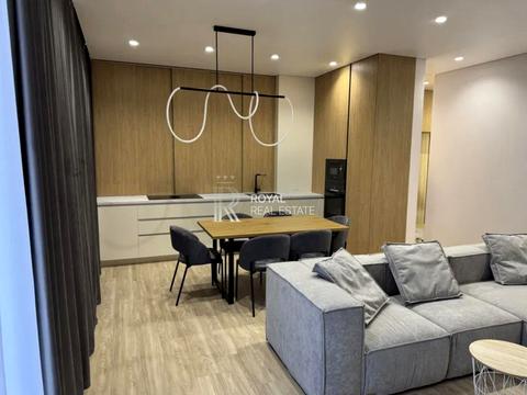 квартира по адресу Андрея Верхогляда ул. (Михайла Драгомирова), 19-Б