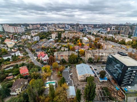 комерційна за адресою Миколи Міхновського бульв. (Дружби народів), 14-16