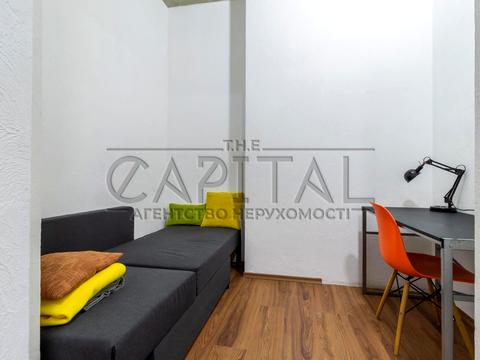 комерційна за адресою Миколи Міхновського бульв. (Дружби народів), 14-16