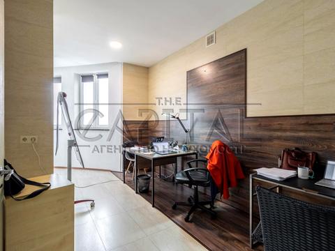 комерційна за адресою Миколи Міхновського бульв. (Дружби народів), 14-16