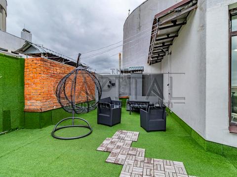 комерційна за адресою Миколи Міхновського бульв. (Дружби народів), 14-16