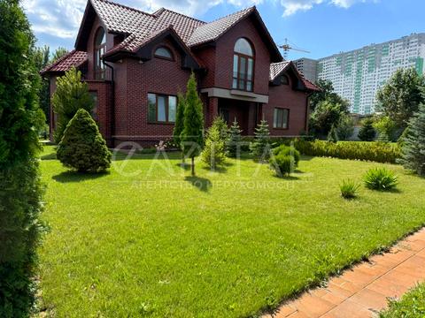 будинок за адресою Фастівський