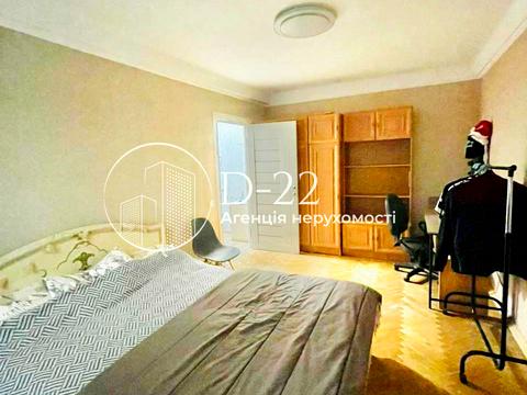 квартира за адресою Красилівська вул., 2/3