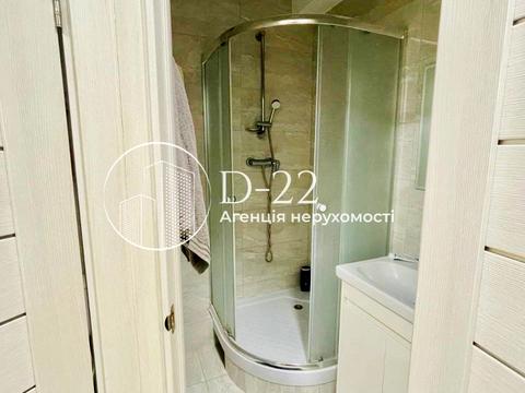 квартира за адресою Красилівська вул., 2/3