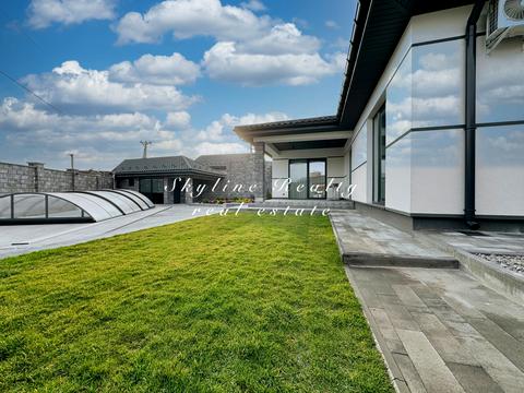 будинок за адресою с. Круглик, лісова