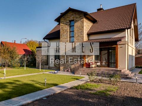 будинок за адресою Озерна, 1