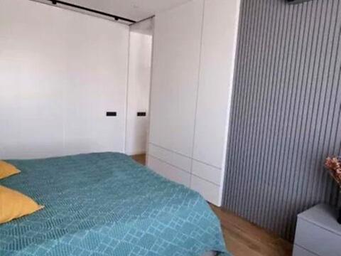 квартира за адресою Богатирська вул., 6-А