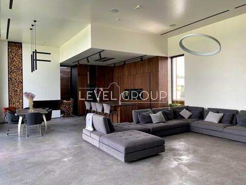 дом по адресу с. Дмитровка, Садовая ул.