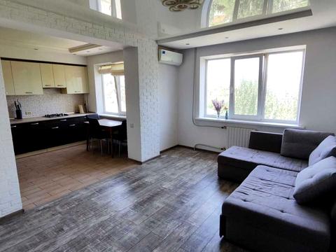 квартира за адресою Дніпро, Героїв просп., 18