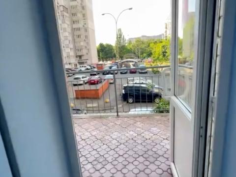 комерційна за адресою Смілянська вул., 10/31