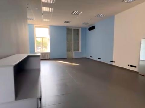 комерційна за адресою Смілянська вул., 10/31