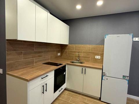 квартира за адресою Олега Мудрака вул. (Генерала Наумова), 1-Б