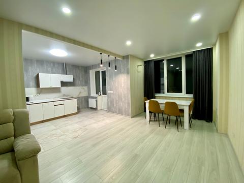 квартира за адресою Павла Чубинського вул., 7