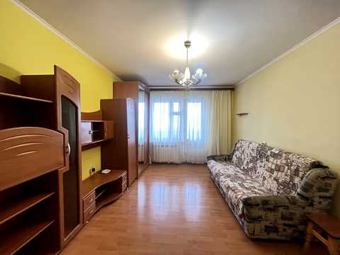 квартира за адресою Лариси Руденко вул., 10-Б