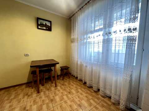 квартира за адресою Лариси Руденко вул., 10-Б
