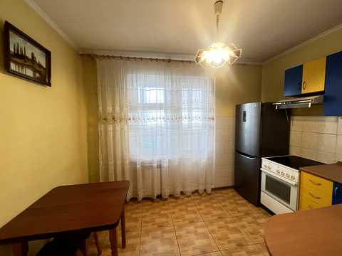 квартира за адресою Лариси Руденко вул., 10-Б