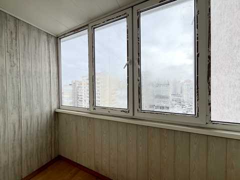 квартира за адресою Лариси Руденко вул., 10-Б