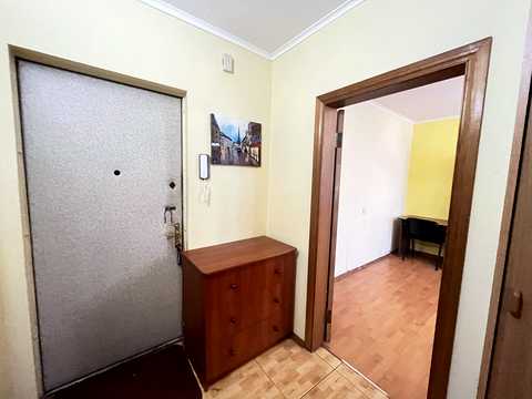 квартира за адресою Лариси Руденко вул., 10-Б