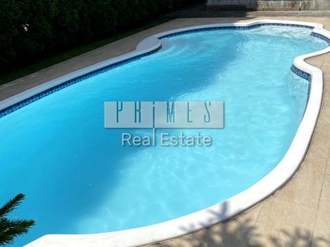 будинок за адресою смт. Козин, Олександрівська вул.