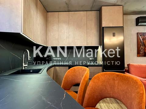 квартира за адресою Київ, Родини Кістяківських вул., 10