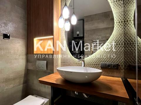 квартира за адресою Київ, Родини Кістяківських вул., 10