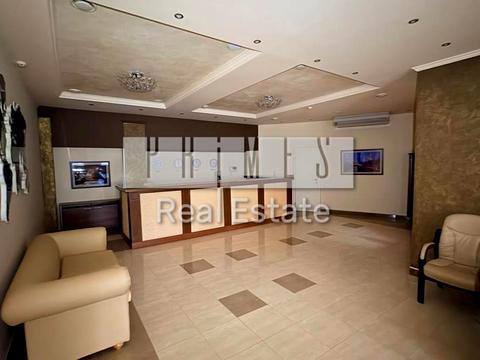 комерційна за адресою Київ, Євгена Коновальця вул. (Щорса), 36-Б