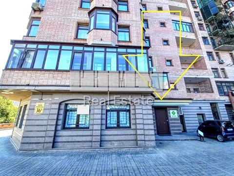 комерційна за адресою Київ, Євгена Коновальця вул. (Щорса), 36-Б