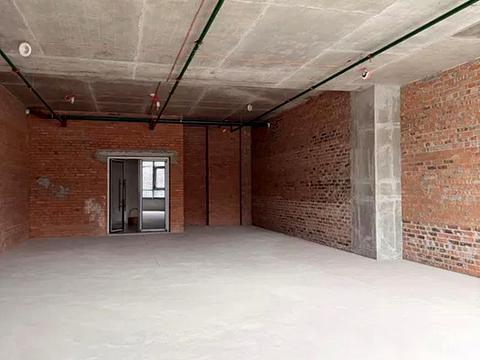 комерційна за адресою Деміївська вул., 33