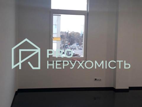 комерційна за адресою Соборна вул., 12/1