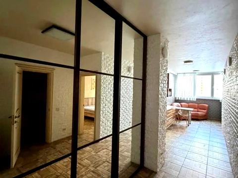 квартира за адресою Драгоманова вул., 2