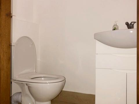 коммерческая по адресу Ивана Пулюя ул., 15