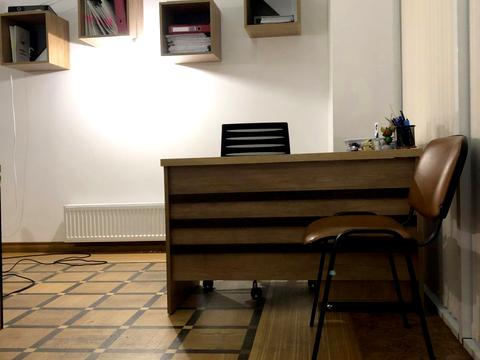 коммерческая по адресу Ивана Пулюя ул., 15