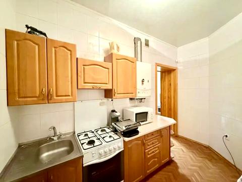 квартира за адресою Короленка вул. (Первозванівська), 37