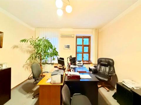 квартира за адресою Короленка вул. (Первозванівська), 37