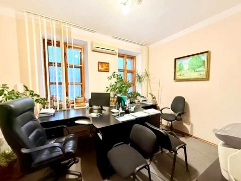 квартира за адресою Короленка вул. (Первозванівська), 37