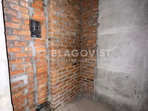 квартира за адресою Олександра Олеся вул., 8/17