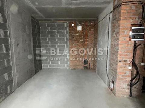 квартира за адресою Олександра Олеся вул., 8/17