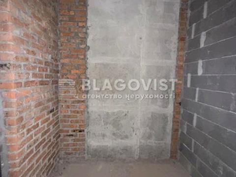 квартира за адресою Олександра Олеся вул., 8/17