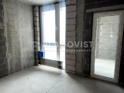 квартира за адресою Олександра Олеся вул., 8/17