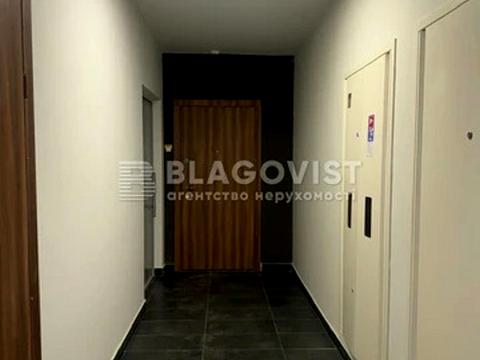 квартира за адресою Олександра Олеся вул., 8/17