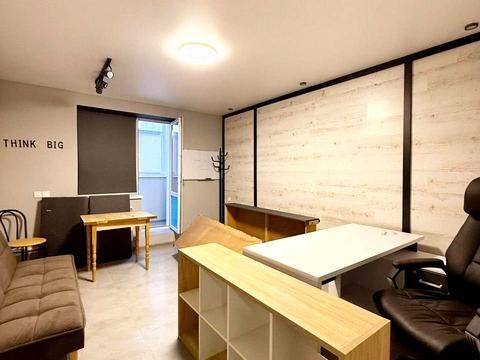 комерційна за адресою Михайла Лушпи просп., 5 к25