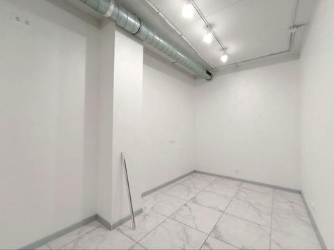 комерційна за адресою Грушевського вул., 51