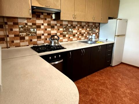 будинок за адресою Нова