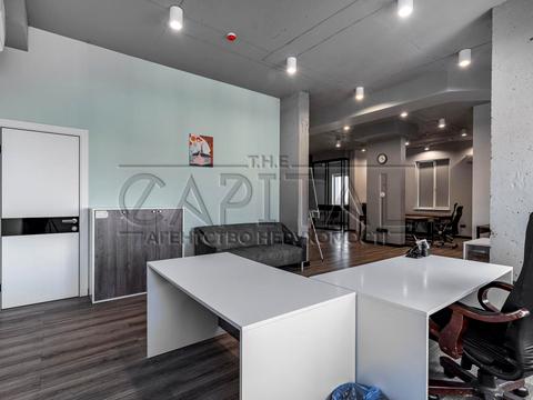 комерційна за адресою Трускавецька вул., 4-Б