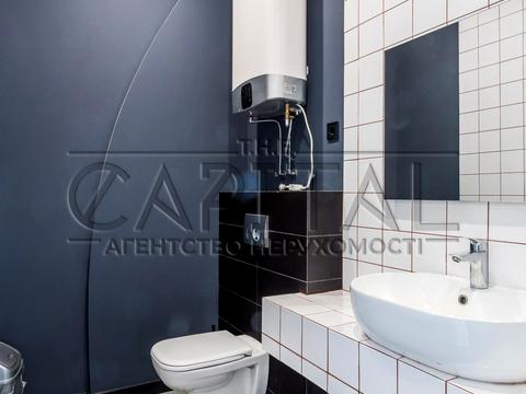 комерційна за адресою Дніпровська набережна вул., 14