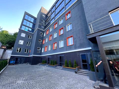 комерційна за адресою Київ, Нижньоюрківська вул., 7