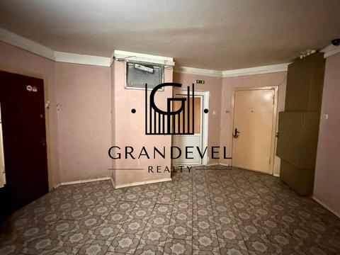 квартира по адресу Урловская ул., 17