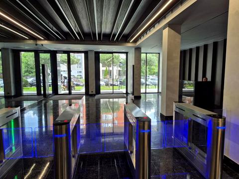 коммерческая по адресу Златоустовская ул., 23