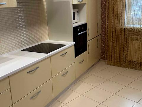 квартира за адресою Київ, Володимира Івасюка просп. (Героїв Сталінграду), 2-Д