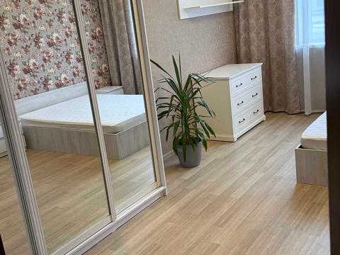 квартира за адресою Київ, Володимира Івасюка просп. (Героїв Сталінграду), 2-Д